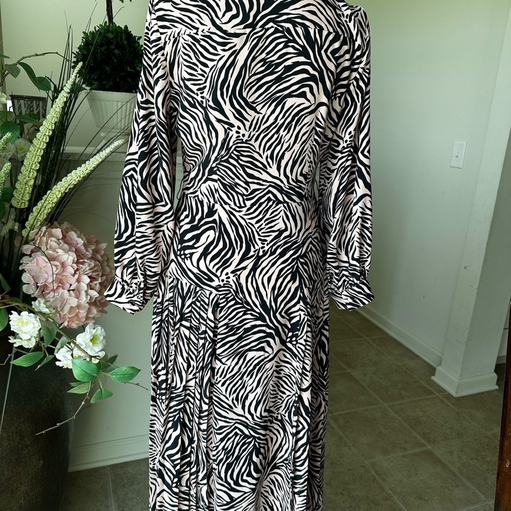 Topshop Black and Pink Patterned Dress - Picture 9 of 11